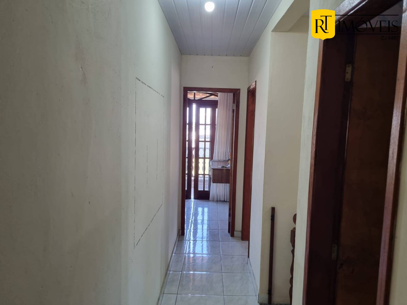 Casa à venda com 4 quartos, 150m² - Foto 18