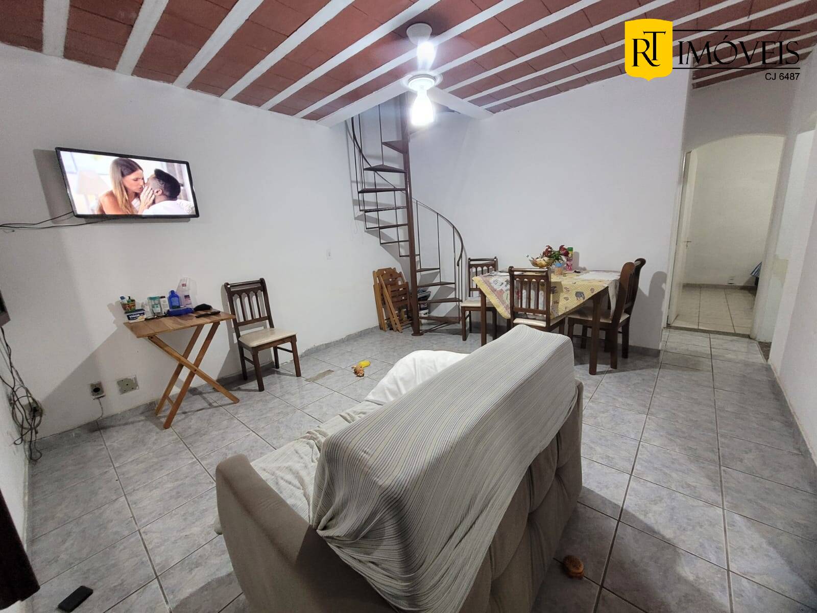 Casa à venda com 4 quartos, 150m² - Foto 3