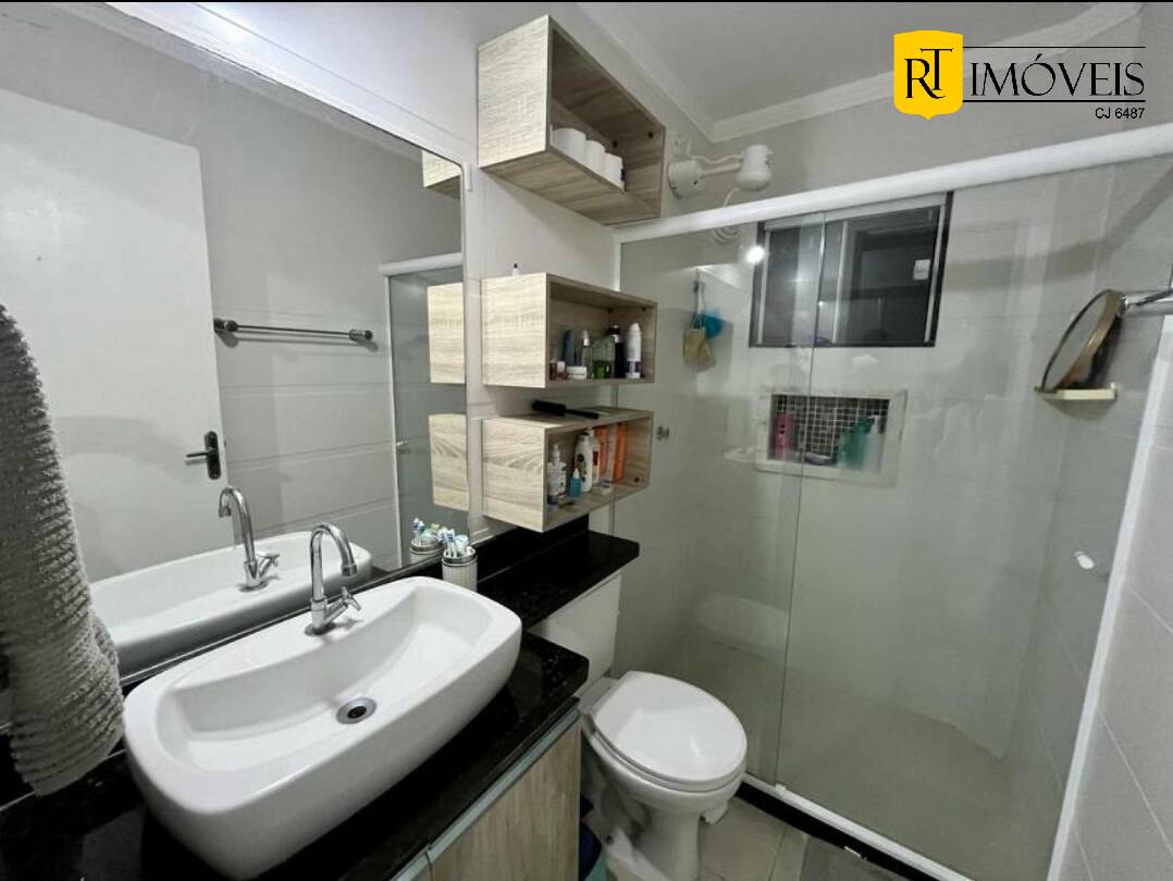 Apartamento à venda com 2 quartos, 66m² - Foto 3