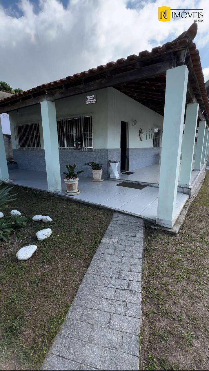 Casa à venda com 4 quartos, 200m² - Foto 4