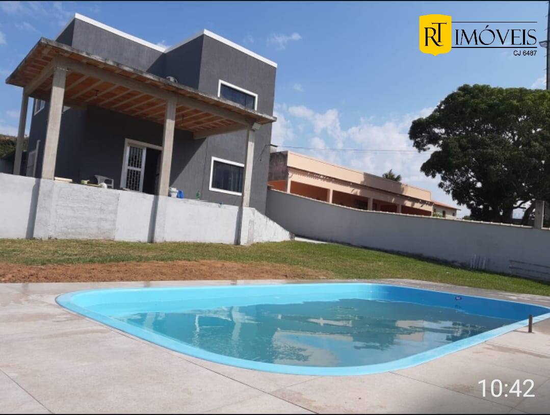 Casa à venda com 2 quartos, 200m² - Foto 1