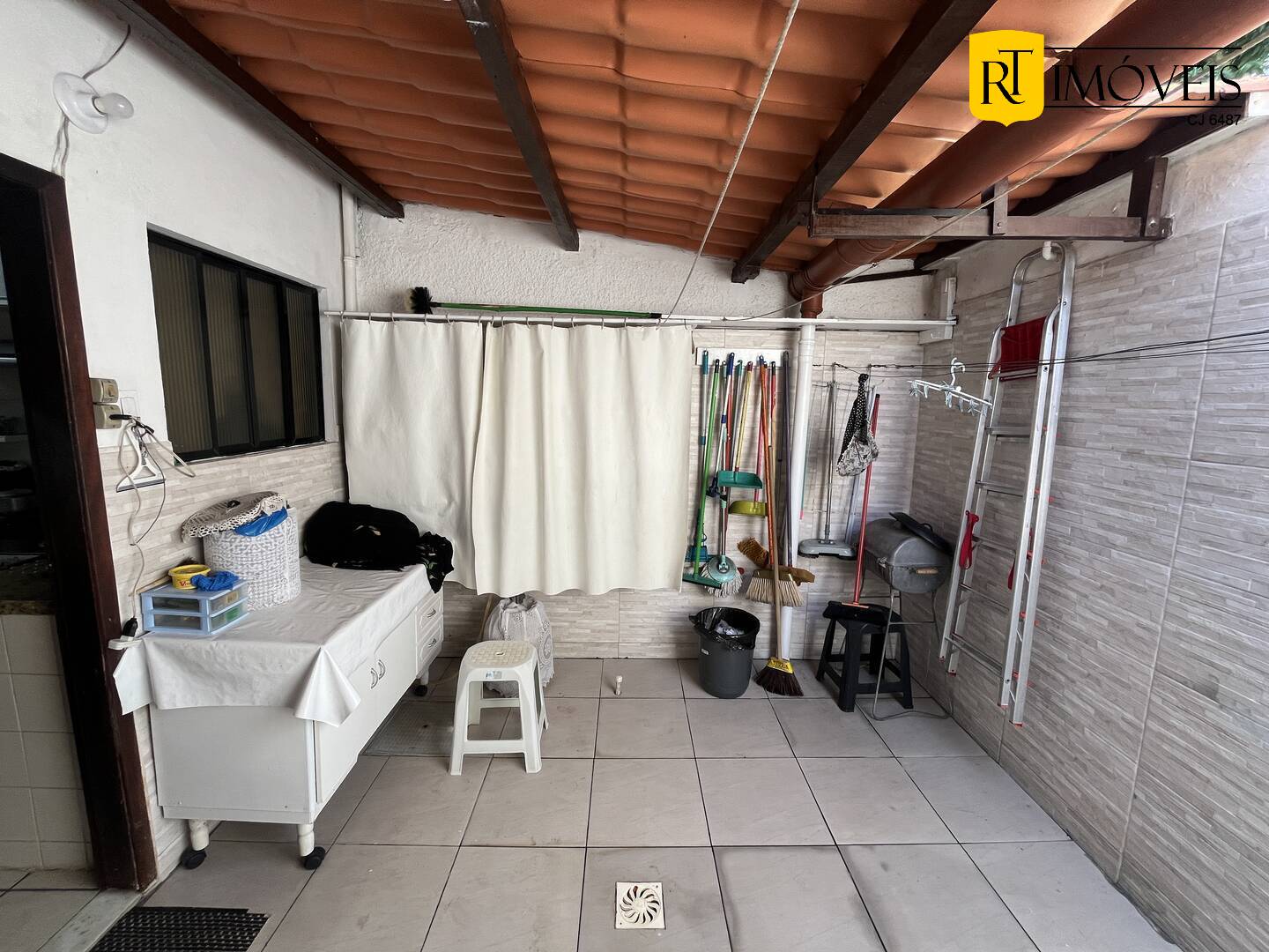 Casa à venda com 3 quartos, 100m² - Foto 19