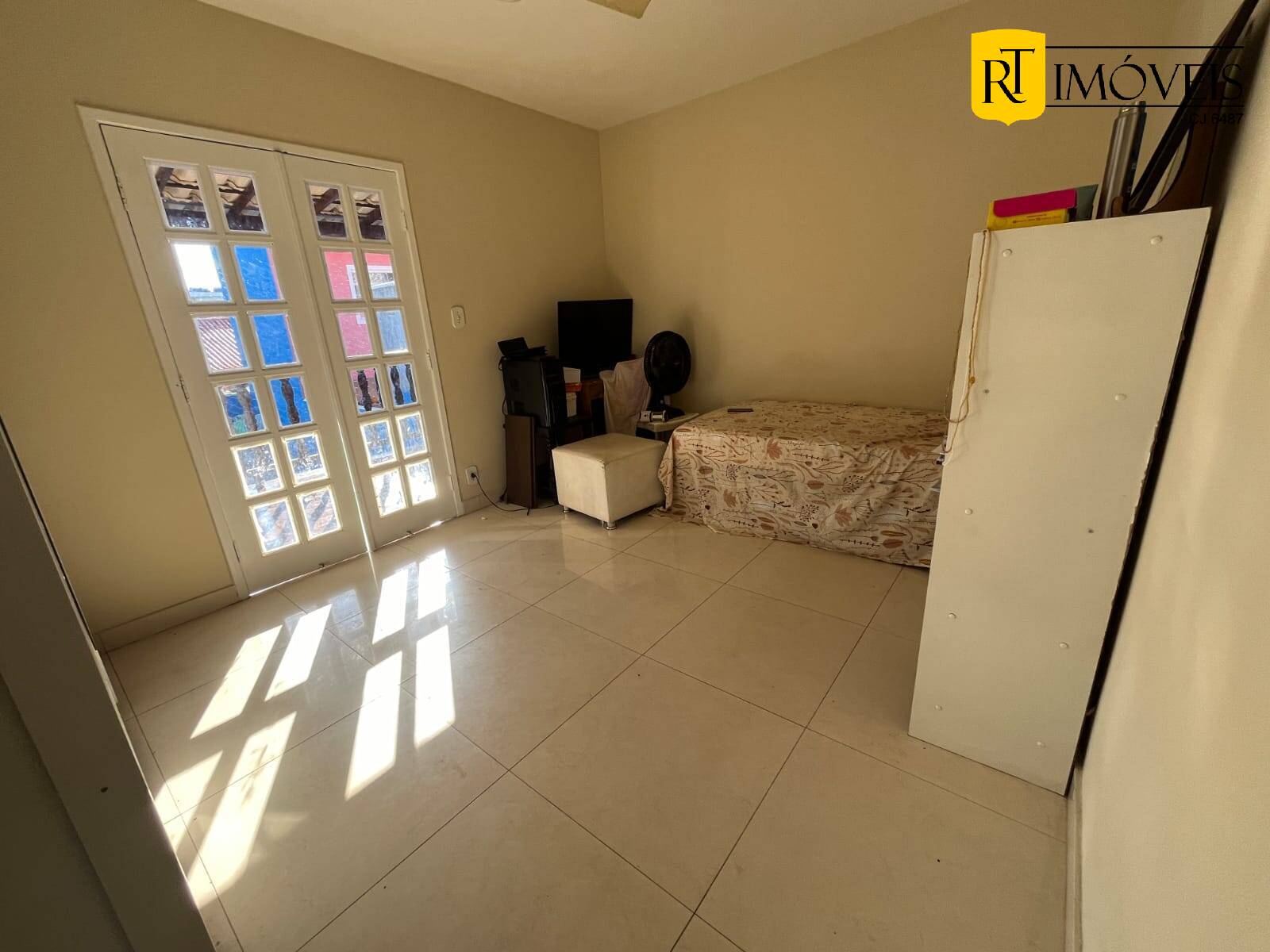 Casa à venda com 7 quartos, 302m² - Foto 22