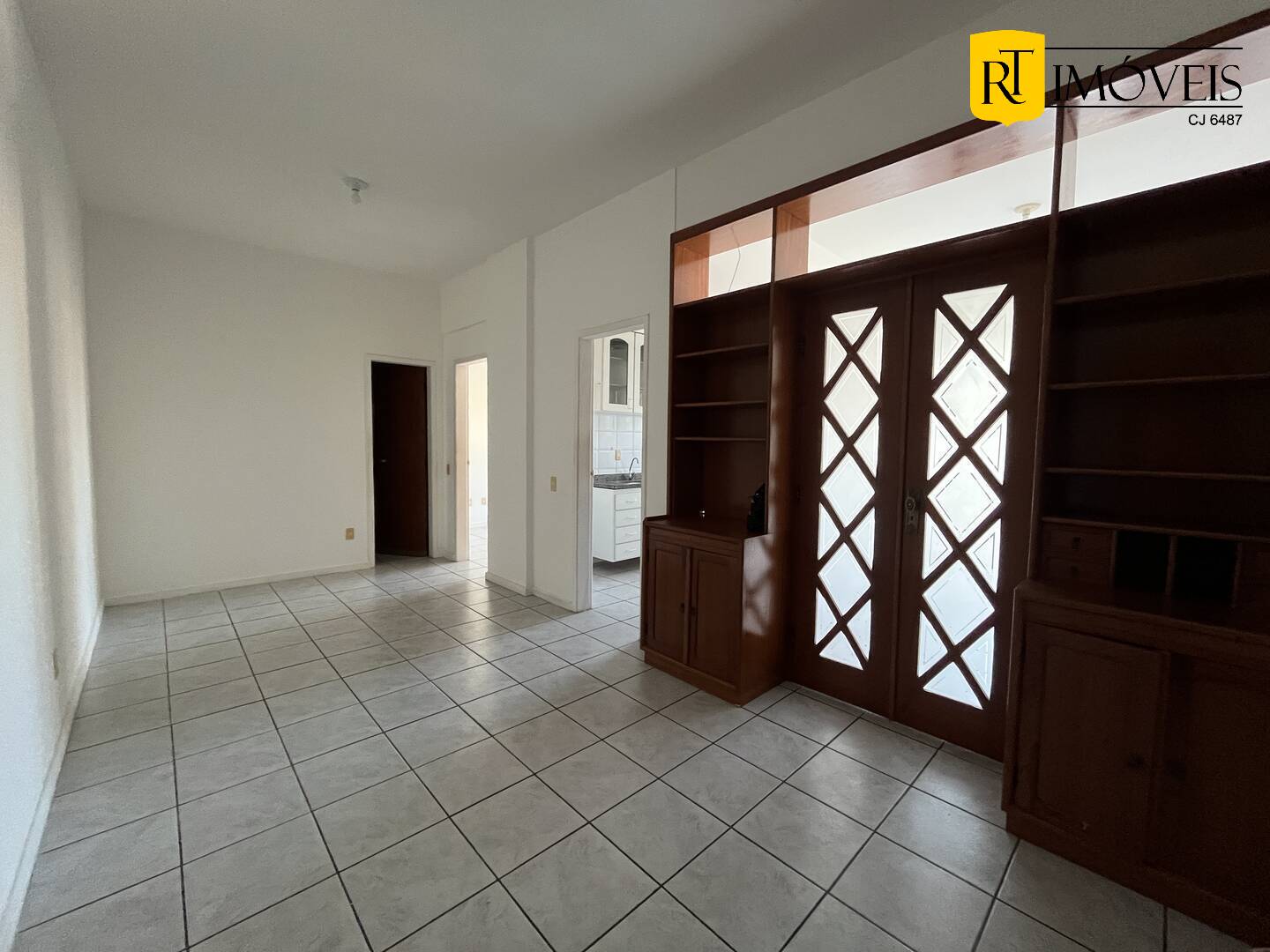 Apartamento à venda e aluguel com 1 quarto, 76m² - Foto 1