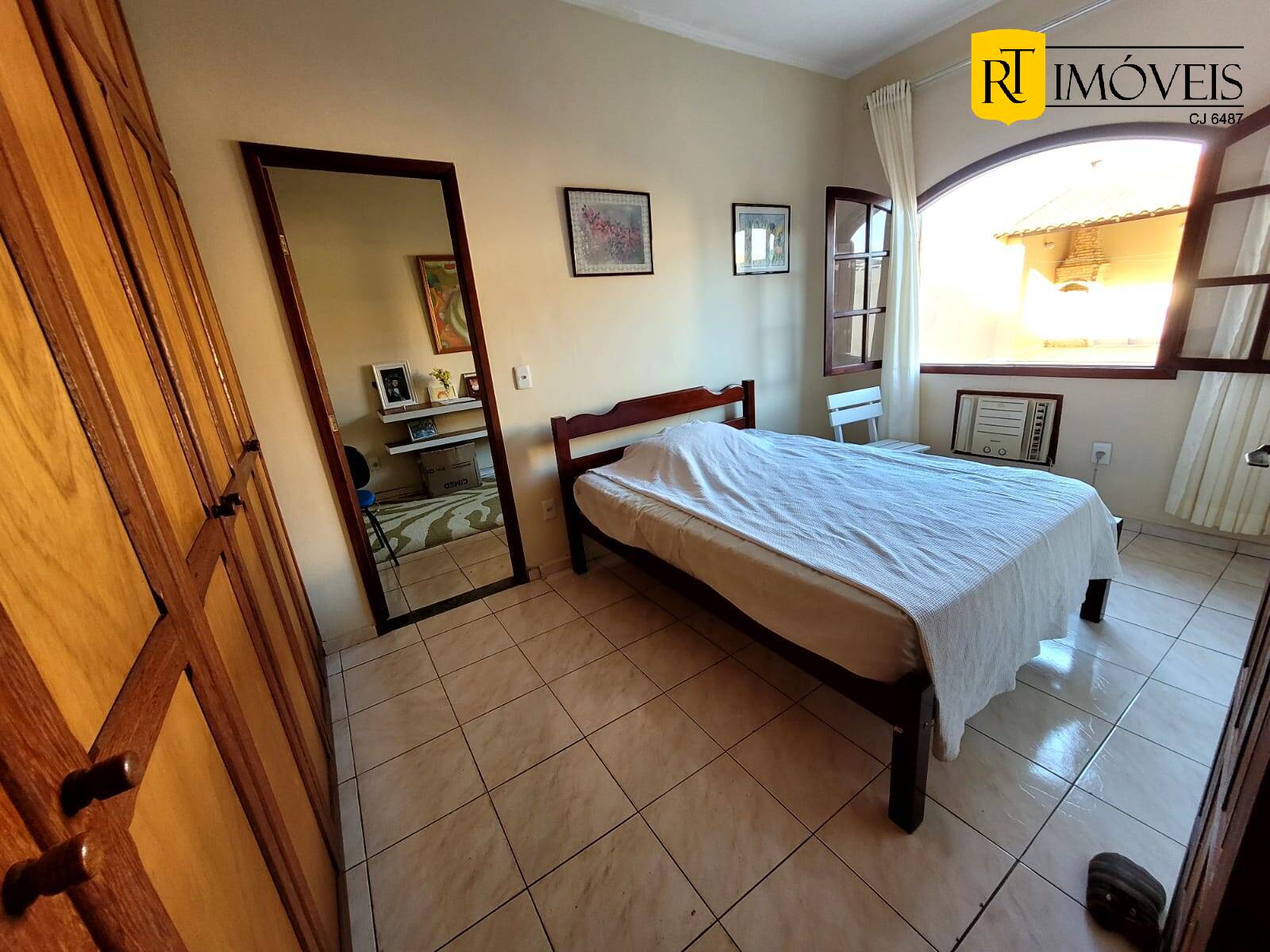 Casa à venda com 4 quartos, 360m² - Foto 10