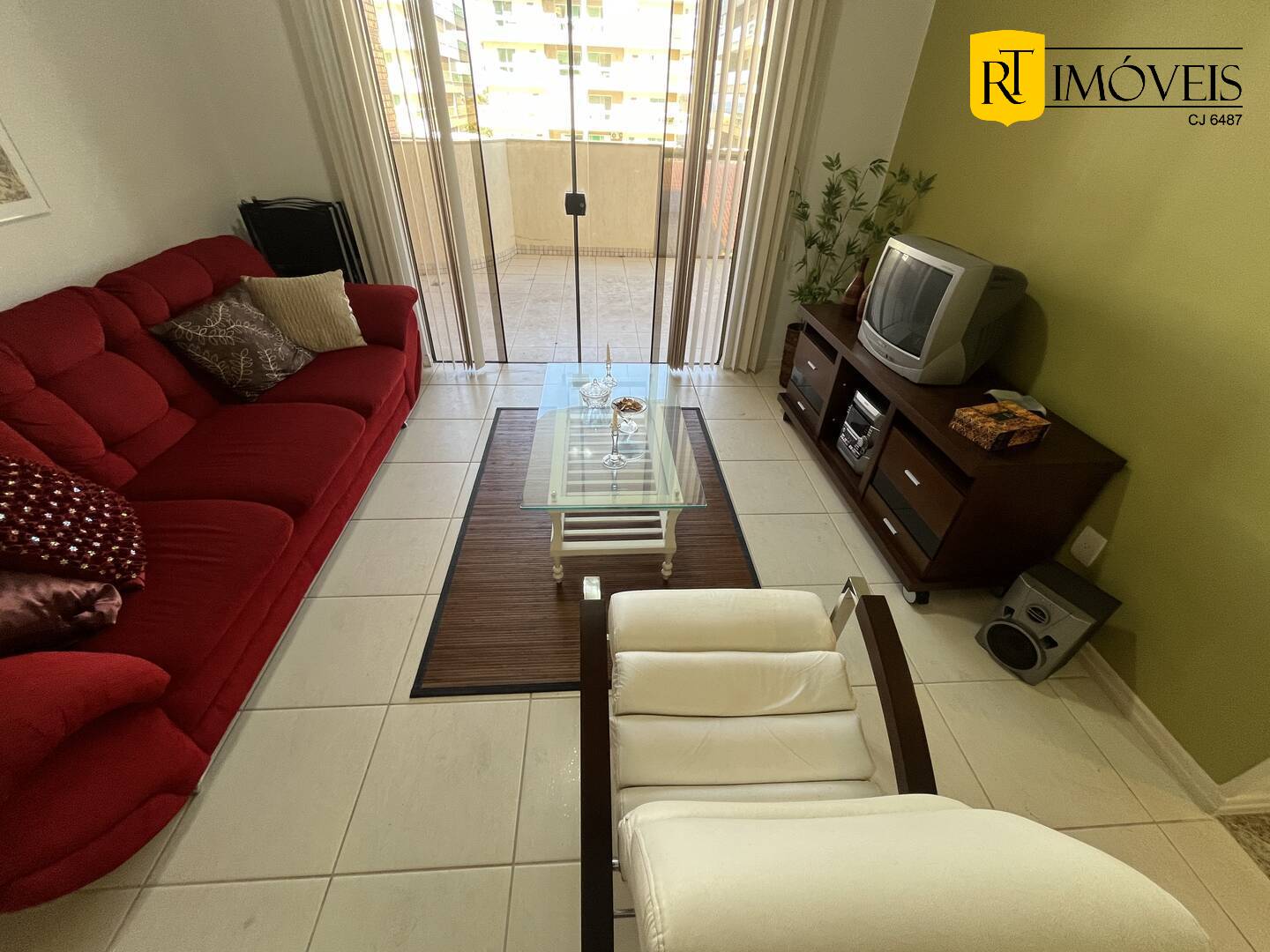 Apartamento à venda com 3 quartos, 111m² - Foto 7