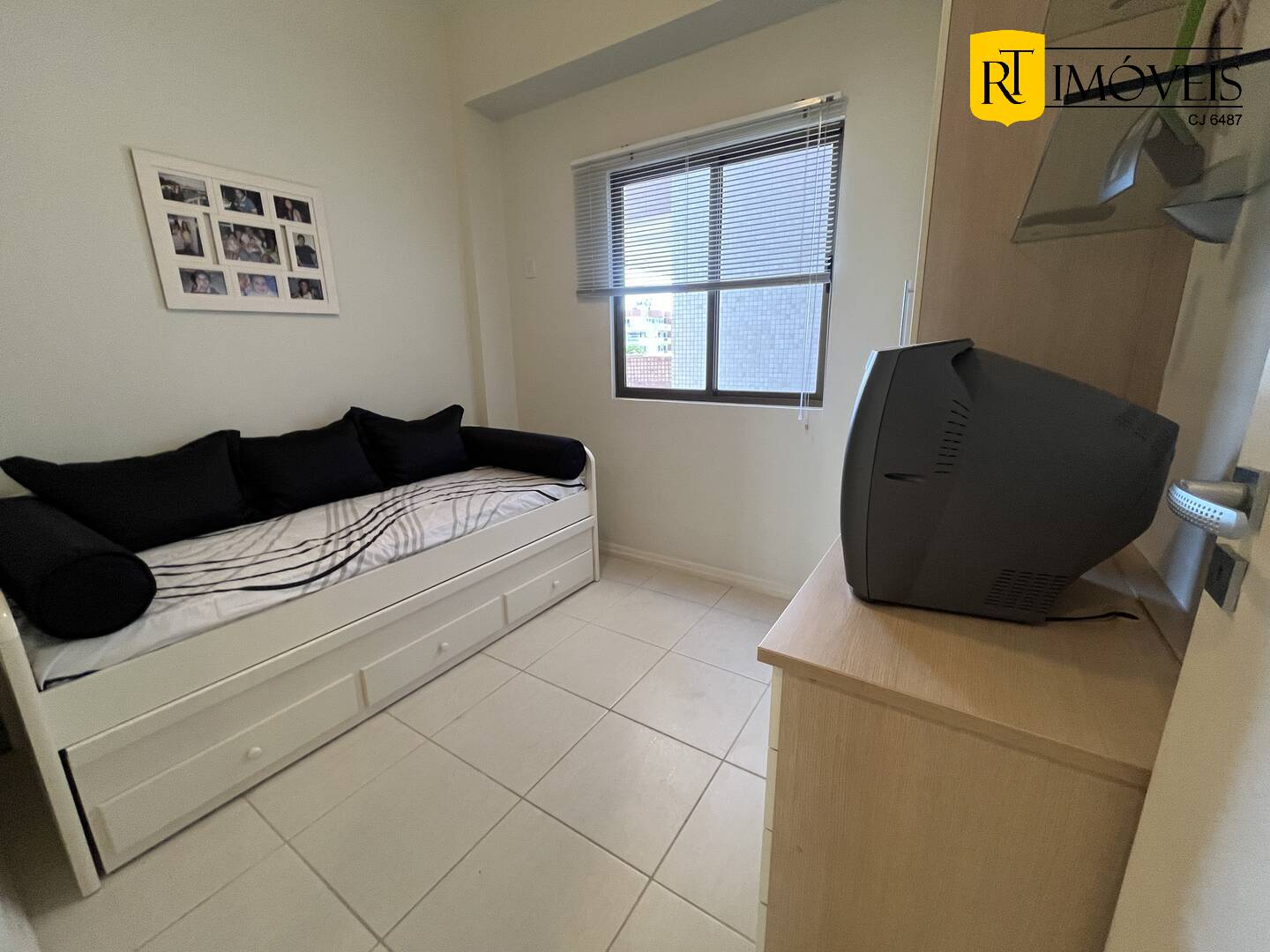 Apartamento à venda com 3 quartos, 111m² - Foto 13