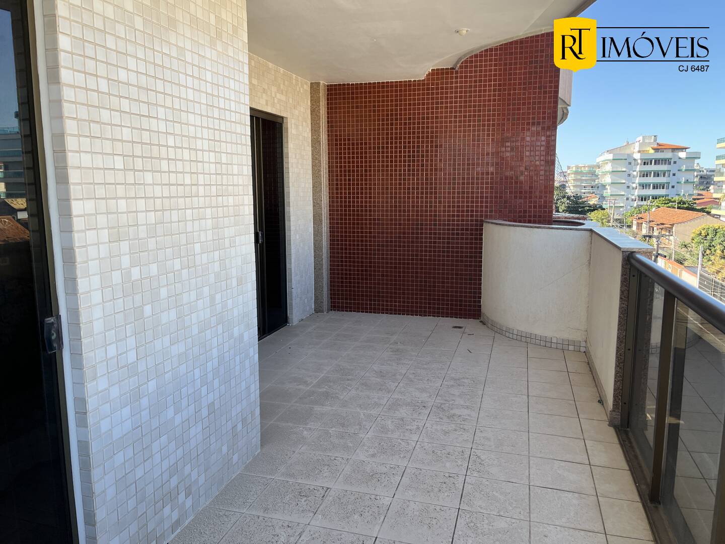 Apartamento à venda com 3 quartos, 111m² - Foto 5