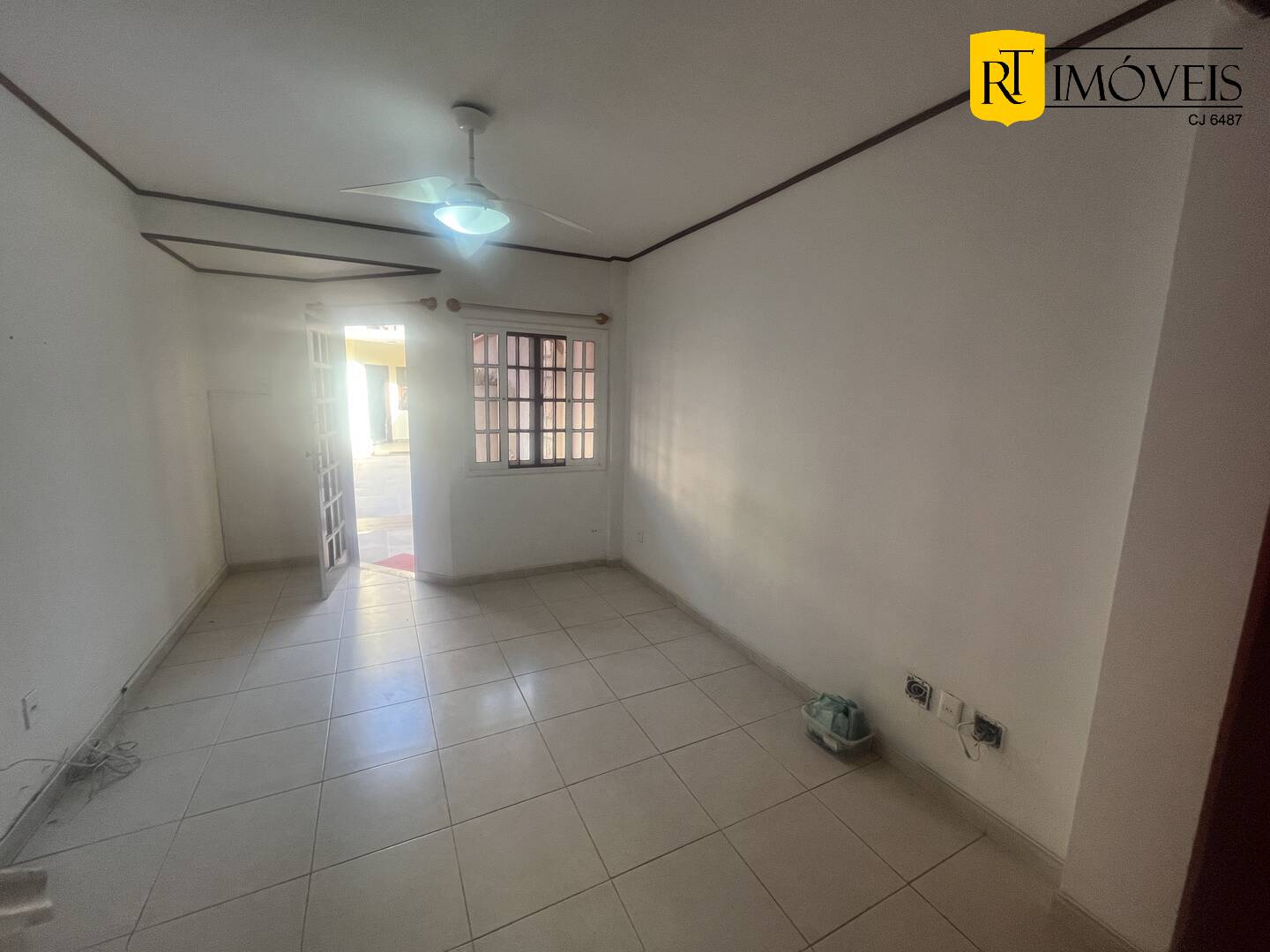 Casa de Condomínio à venda com 2 quartos, 81m² - Foto 6