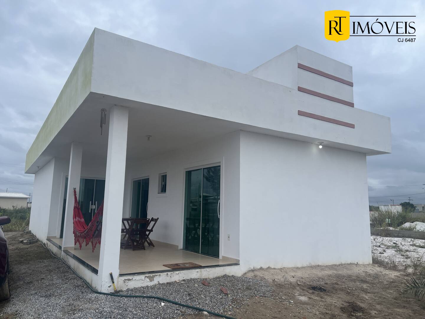 Casa à venda com 2 quartos, 480m² - Foto 1