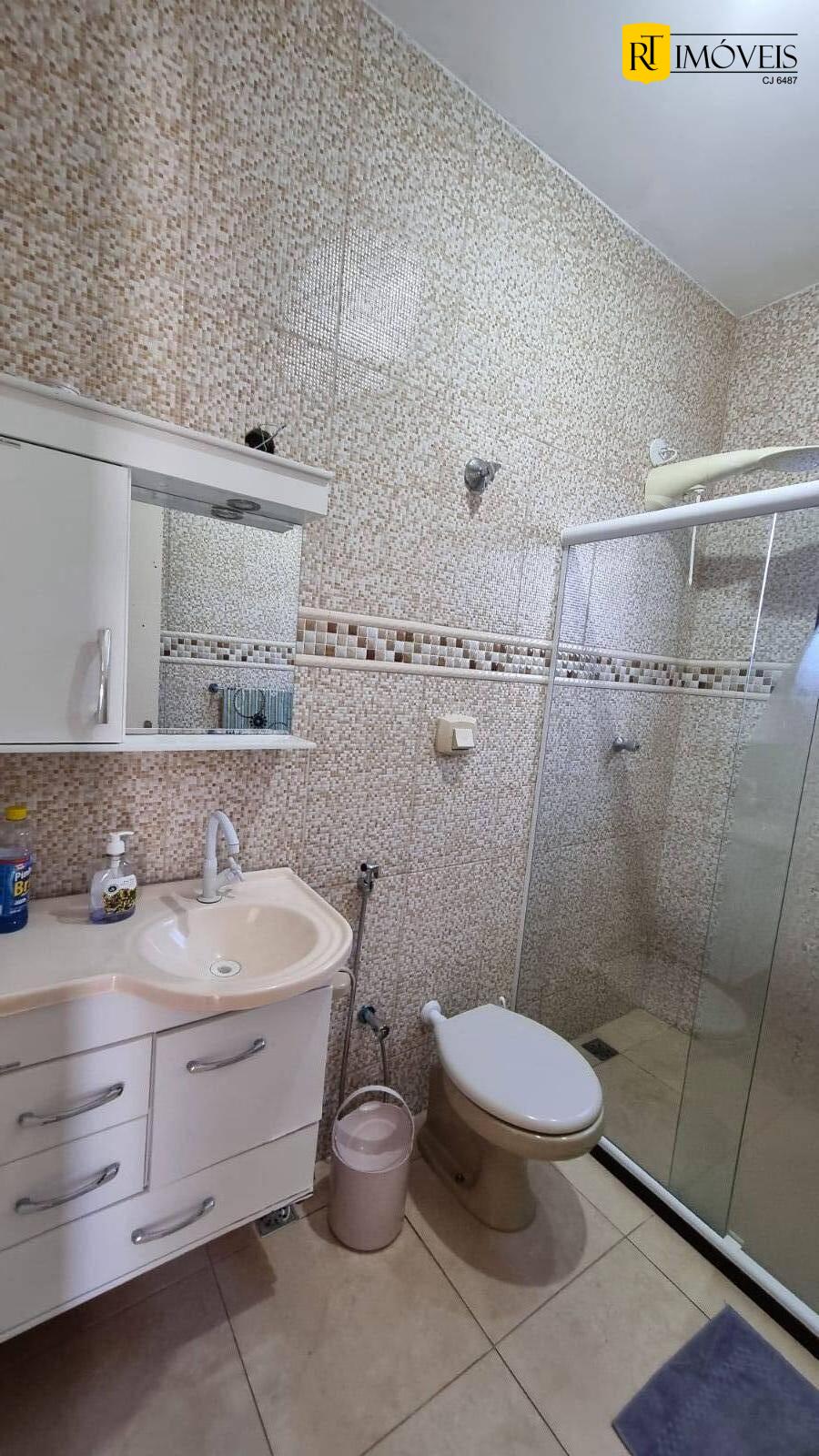 Casa à venda com 3 quartos, 300m² - Foto 15