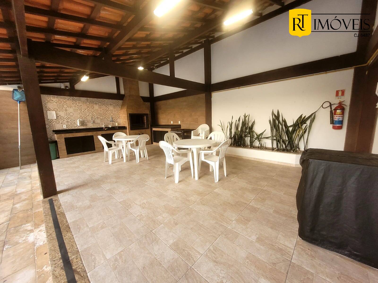 Cobertura à venda com 4 quartos, 140m² - Foto 3