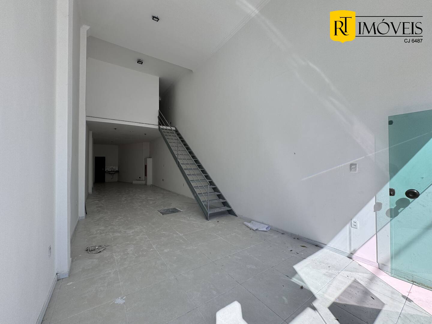 Loja-Salão para alugar, 104m² - Foto 1