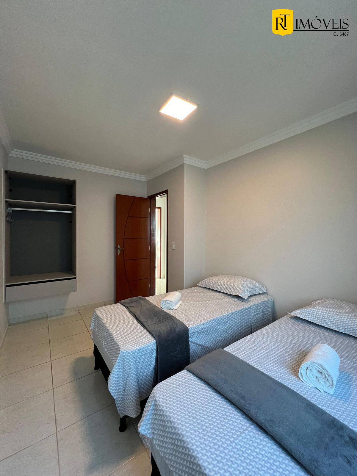 Apartamento à venda com 2 quartos, 70m² - Foto 10