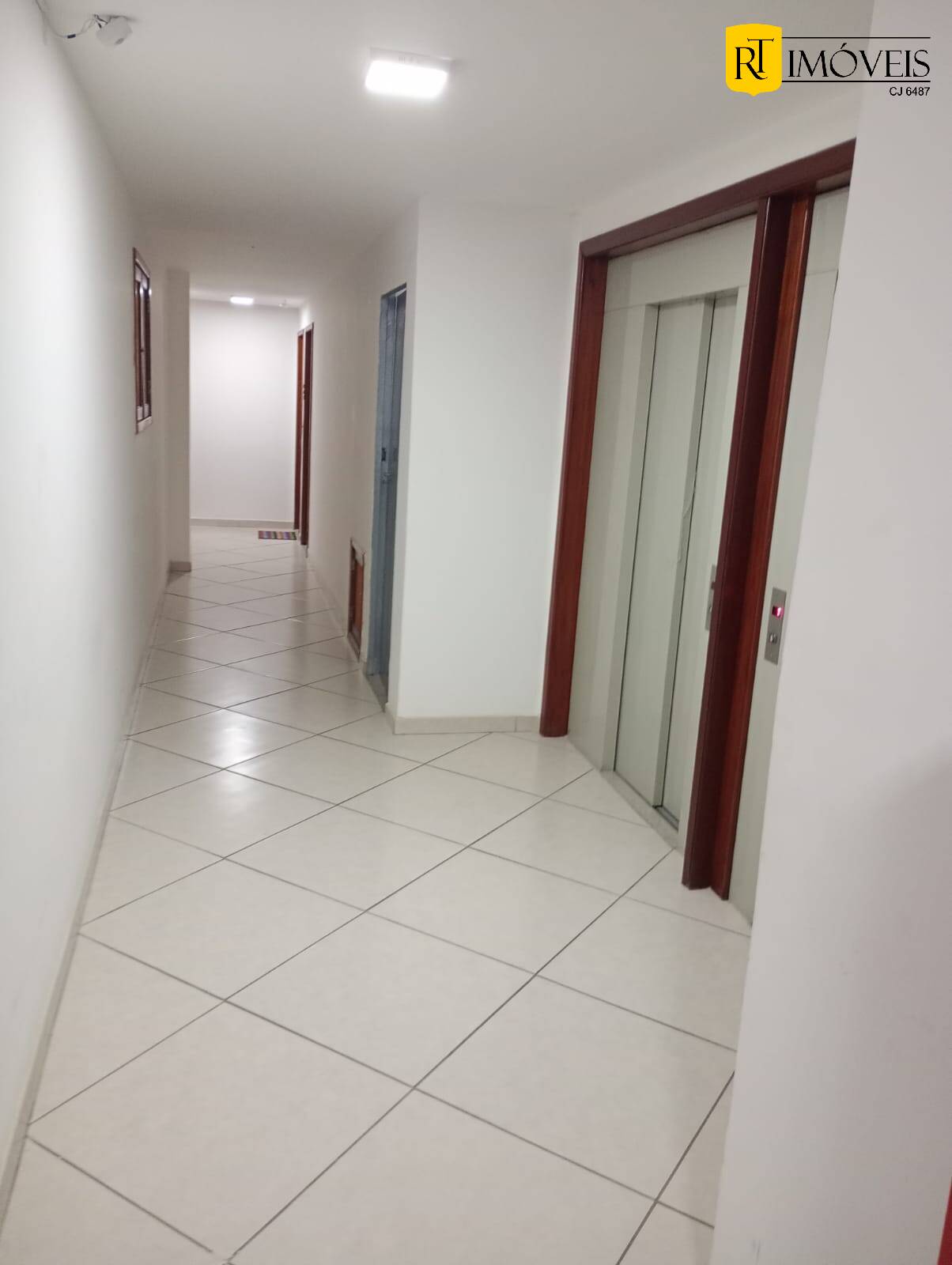 Apartamento à venda e aluguel com 2 quartos, 68m² - Foto 17