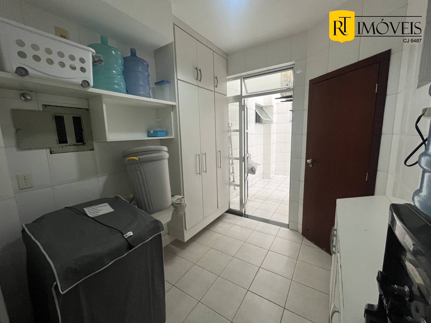 Apartamento para alugar com 2 quartos, 120m² - Foto 9