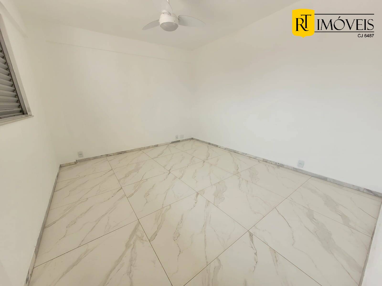 Apartamento à venda com 3 quartos, 110m² - Foto 5