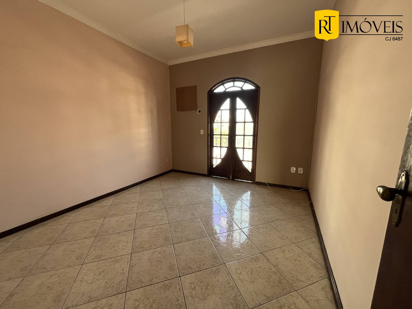 Casa à venda com 4 quartos, 273m² - Foto 17