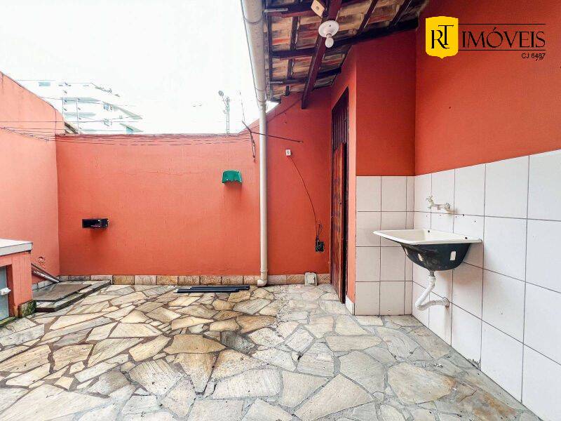 Casa à venda com 4 quartos, 273m² - Foto 6