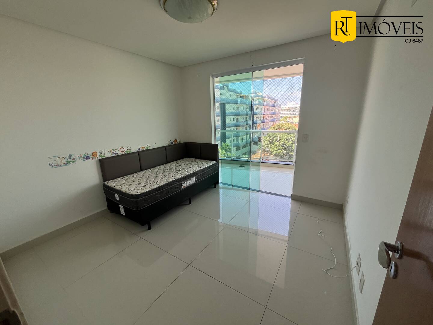 Apartamento à venda com 3 quartos, 110m² - Foto 19