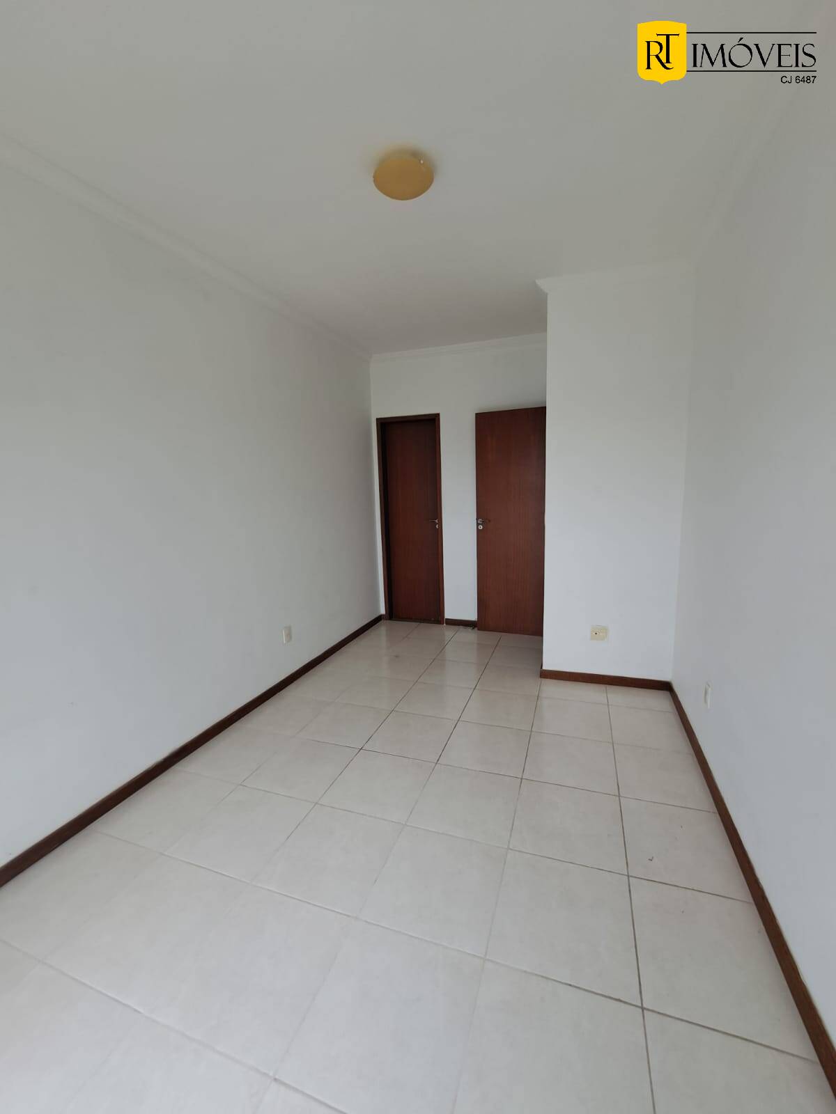 Apartamento à venda e aluguel com 3 quartos, 111m² - Foto 11