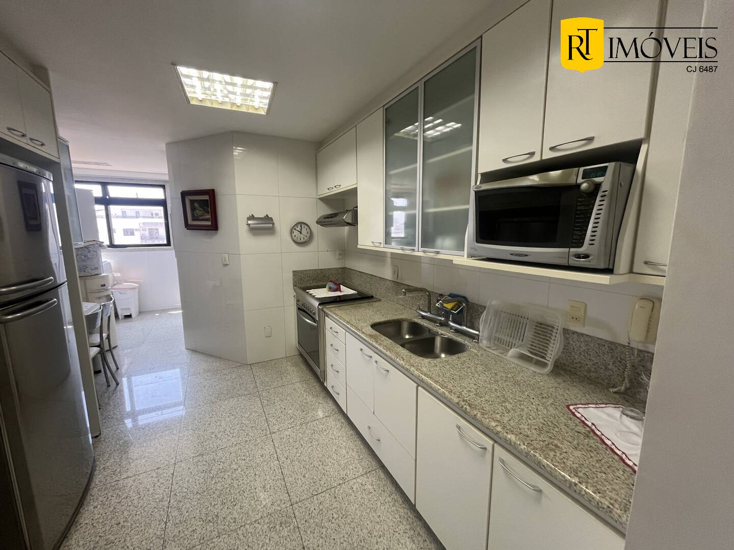 Cobertura à venda com 4 quartos, 200m² - Foto 7