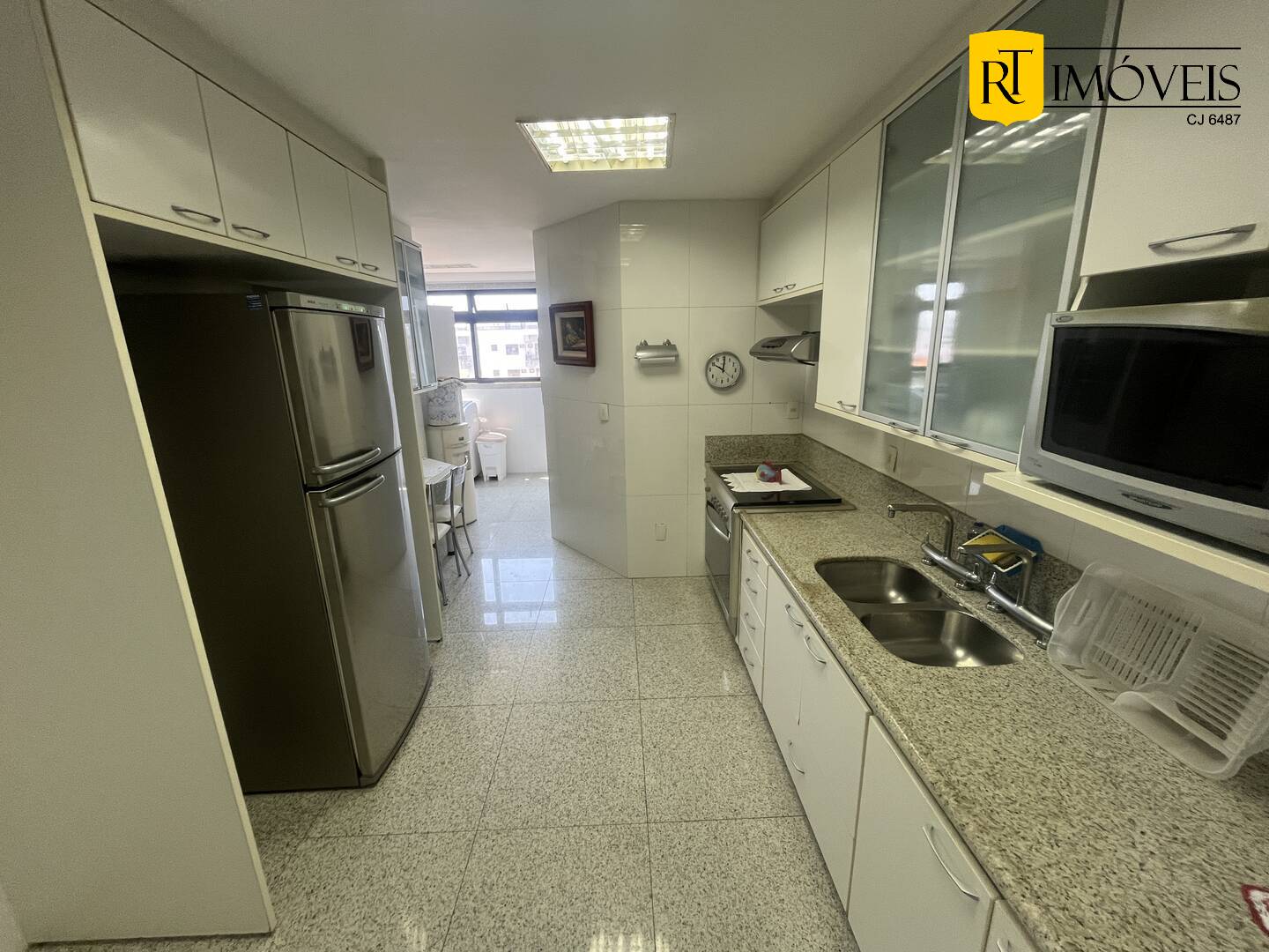 Cobertura à venda com 4 quartos, 200m² - Foto 8