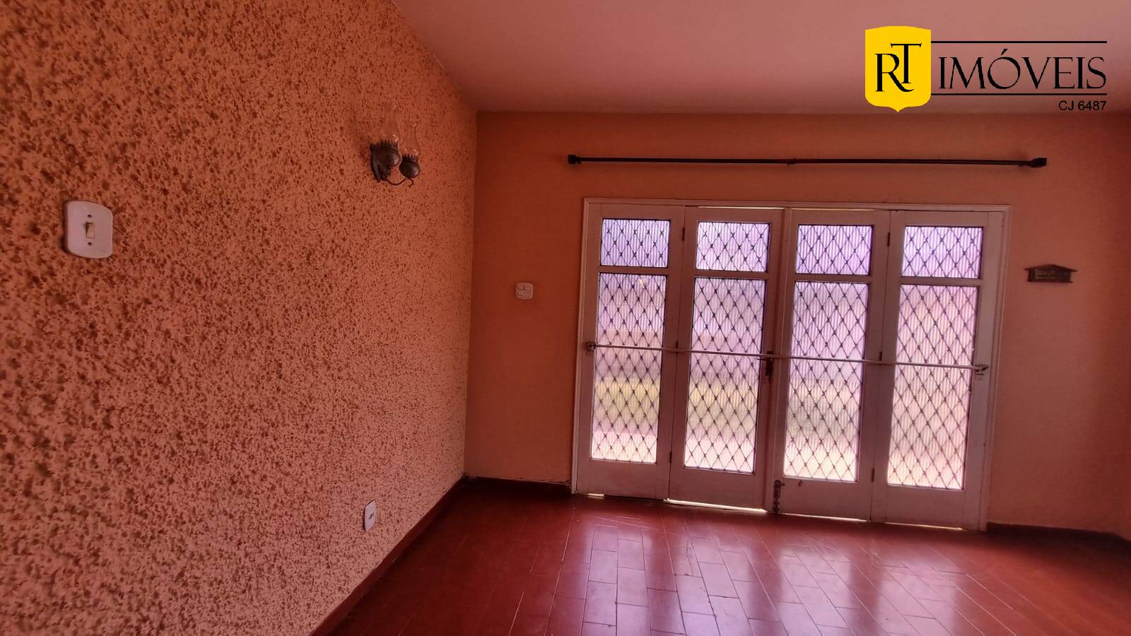 Casa à venda com 4 quartos, 267m² - Foto 32