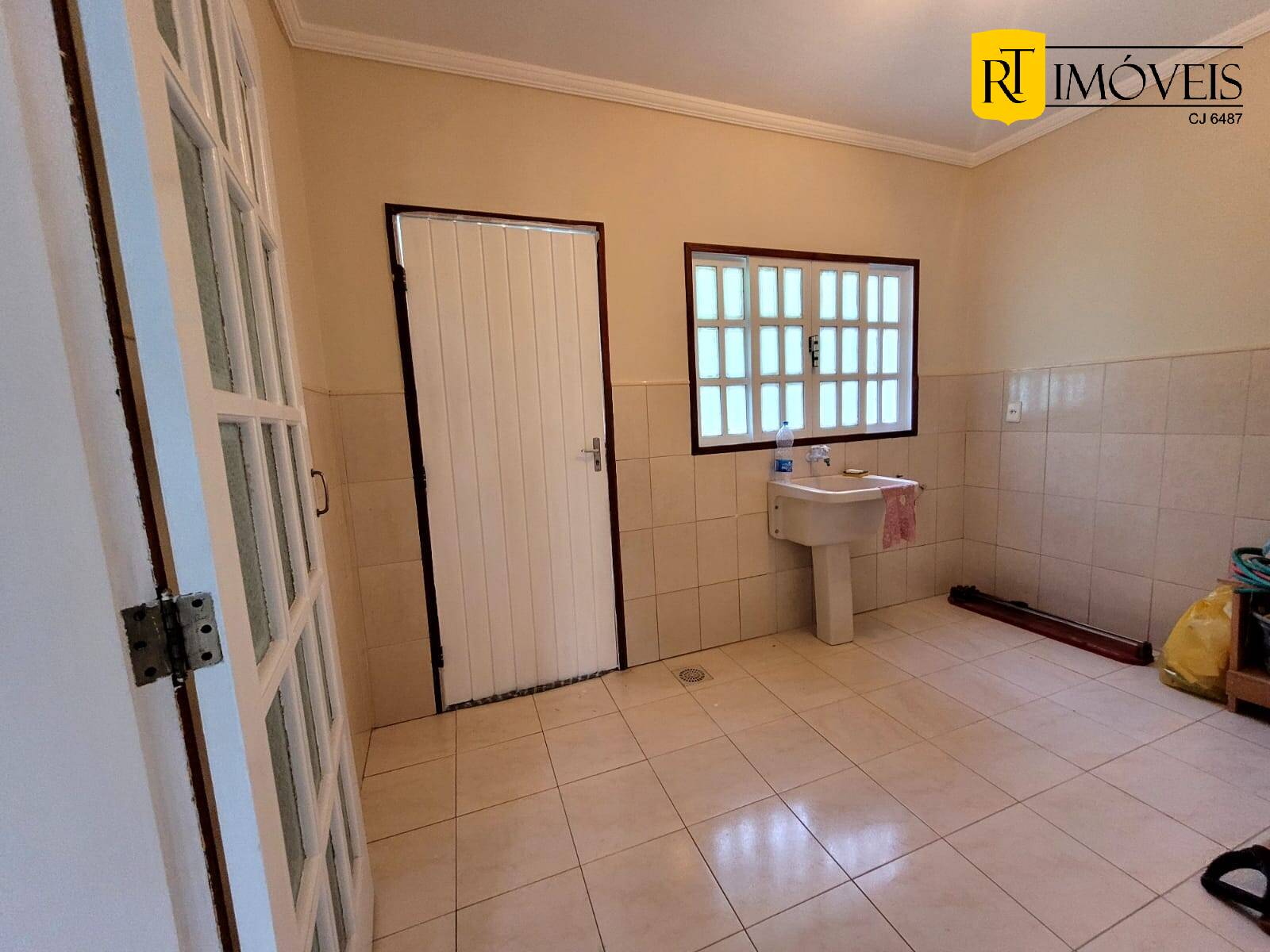 Casa à venda com 3 quartos, 180m² - Foto 22