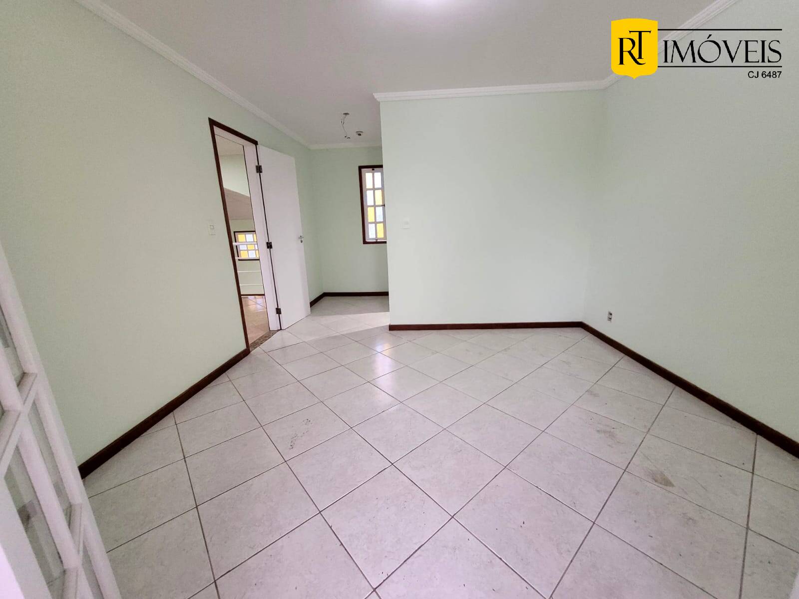 Casa à venda com 3 quartos, 180m² - Foto 20