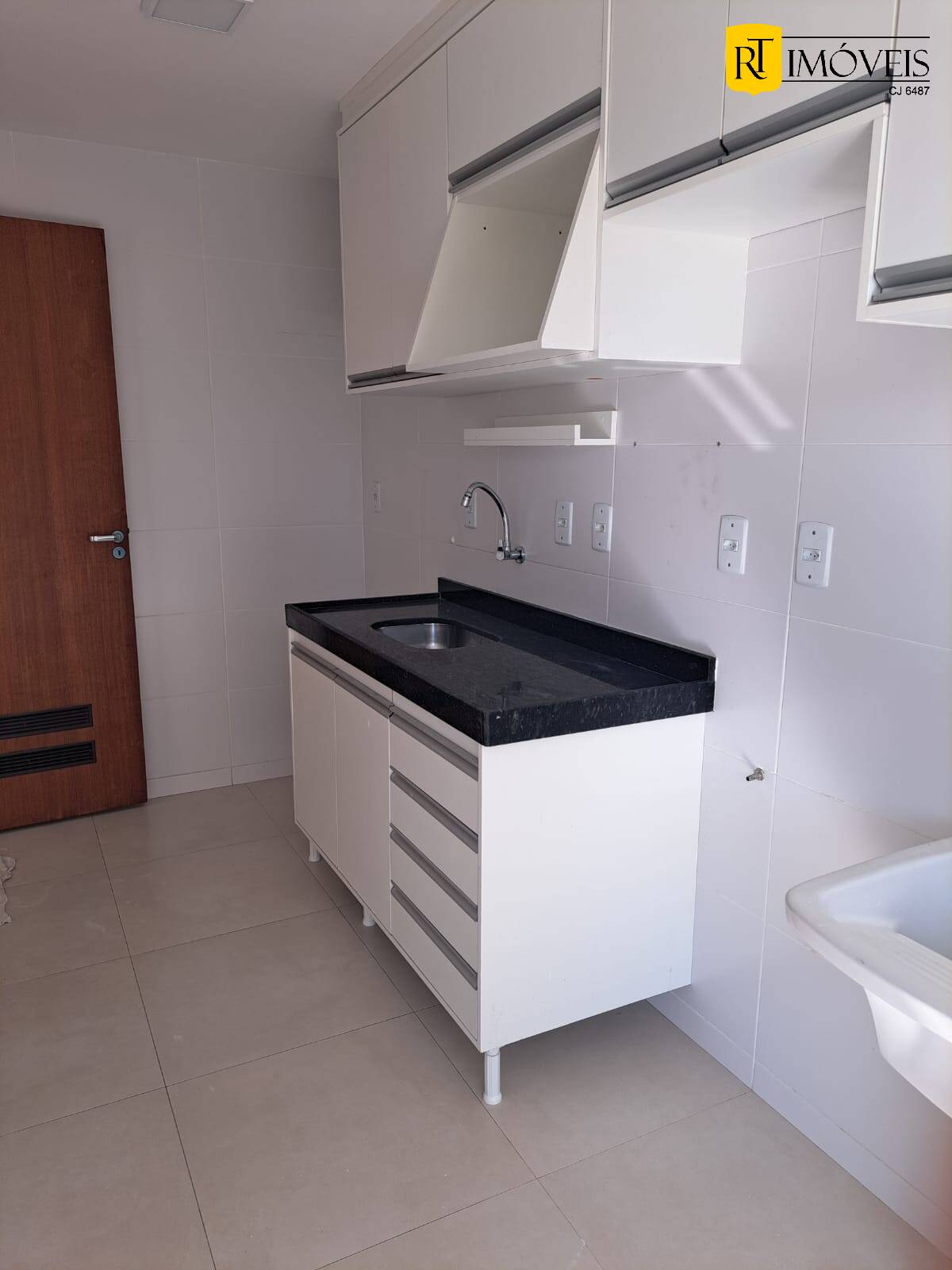 Apartamento para alugar com 2 quartos, 118m² - Foto 23