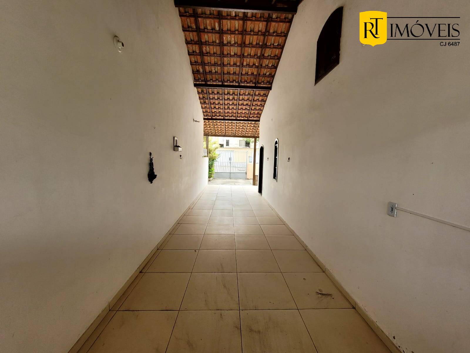 Casa à venda e aluguel com 2 quartos, 600m² - Foto 14