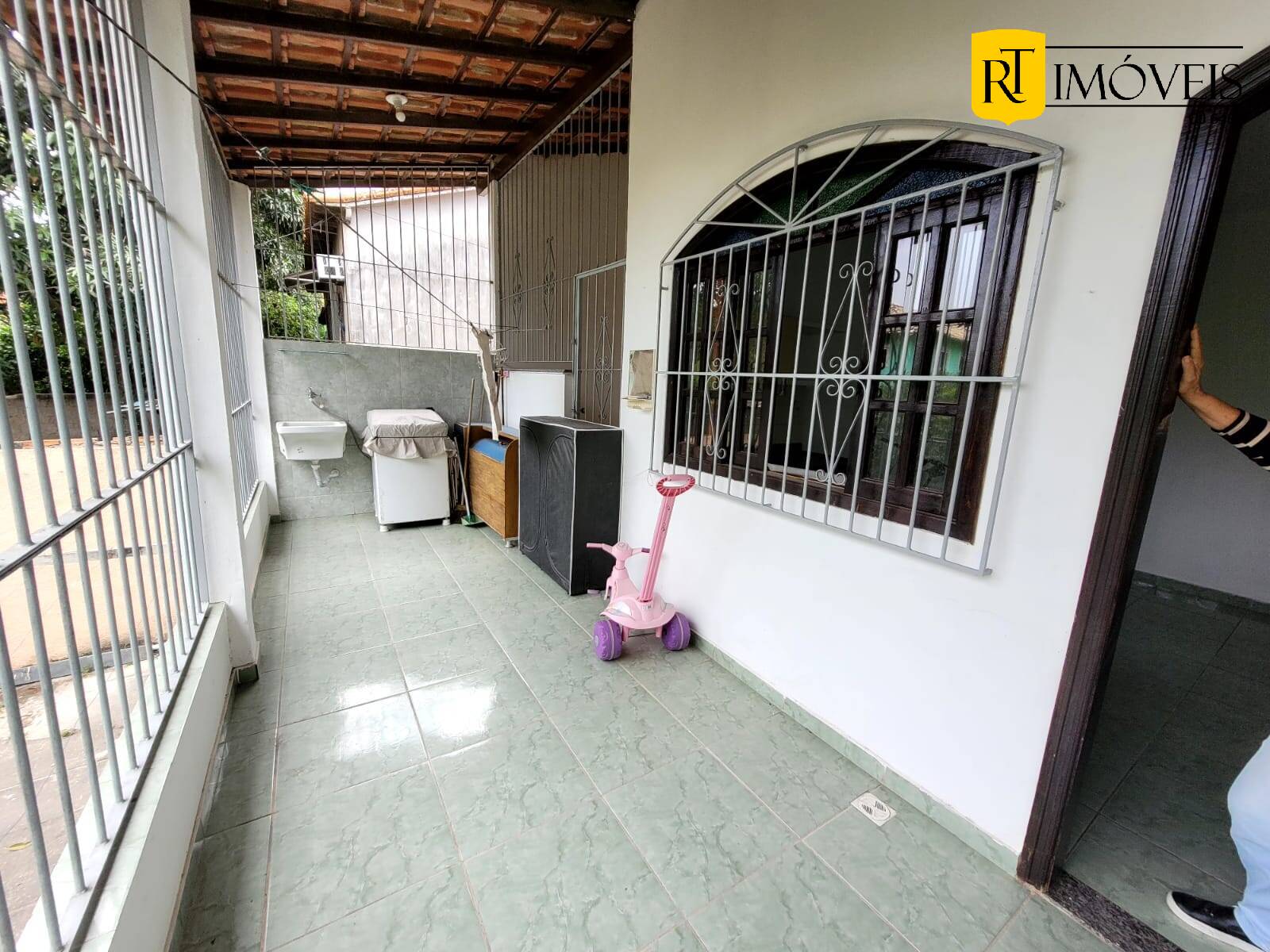 Casa à venda e aluguel com 2 quartos, 600m² - Foto 17