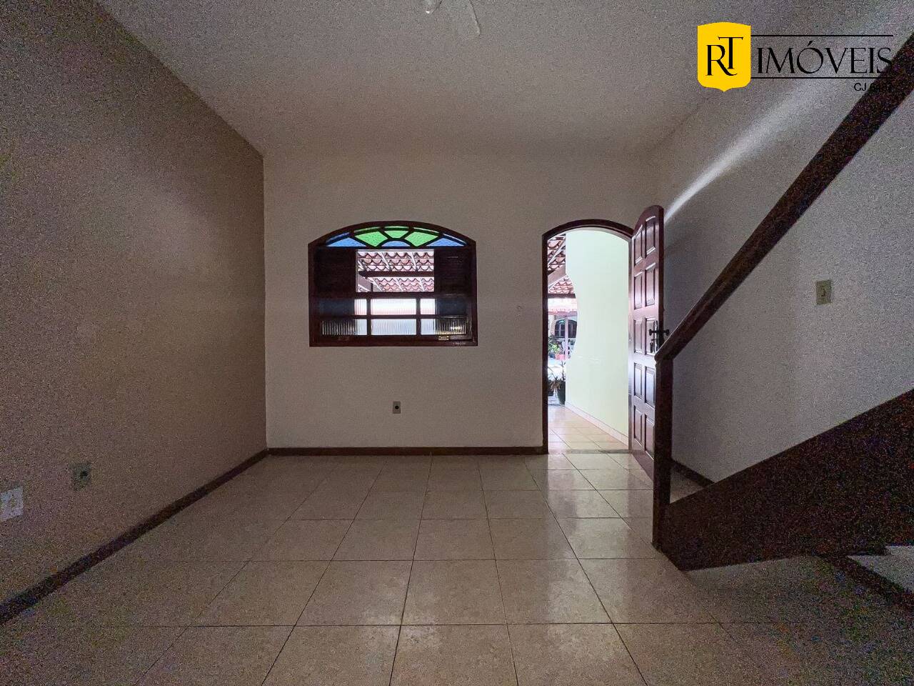 Casa de Condomínio para alugar com 2 quartos, 78m² - Foto 2