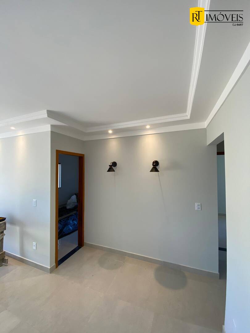 Casa à venda com 3 quartos, 360m² - Foto 8