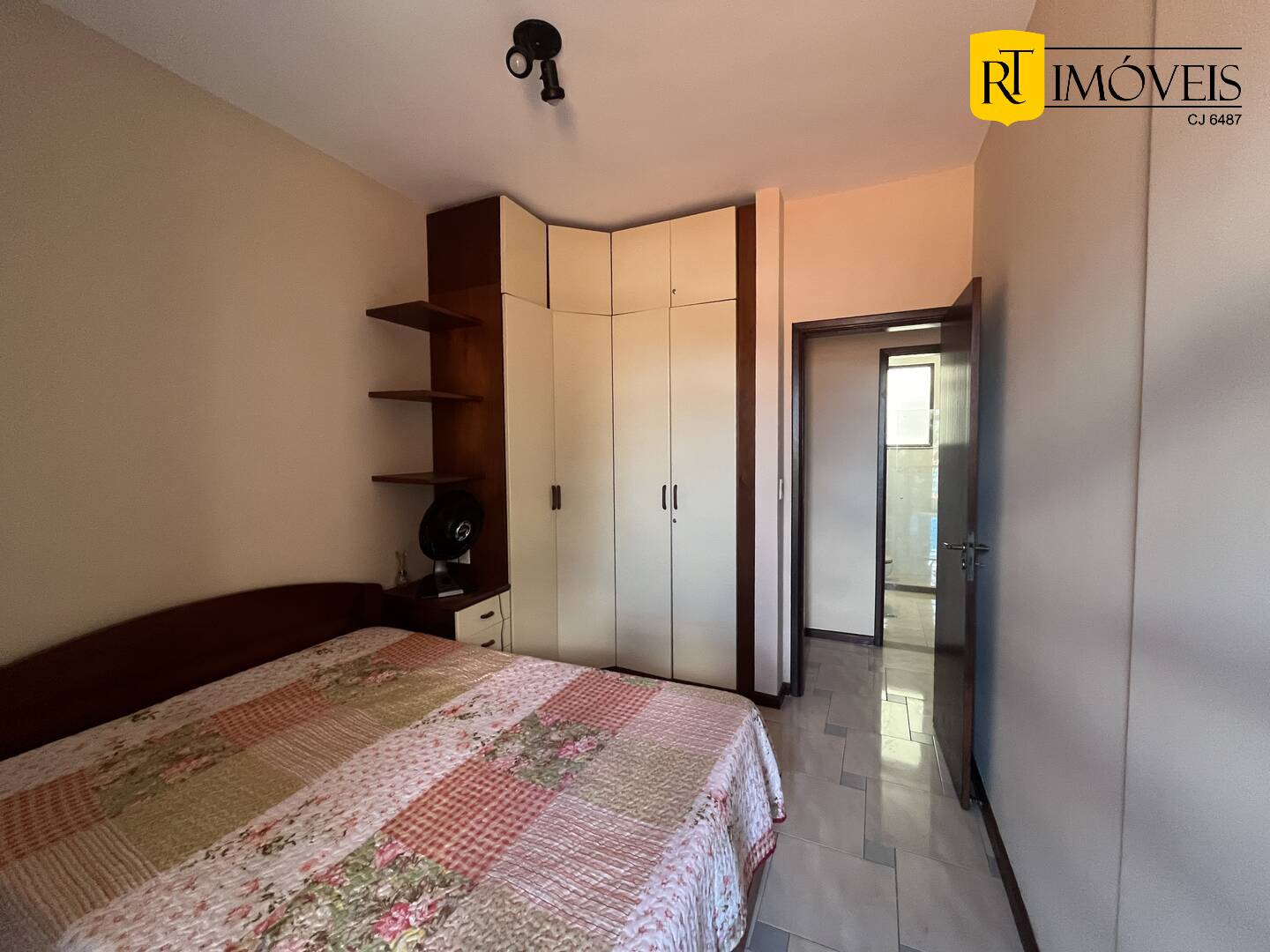 Apartamento à venda com 3 quartos, 108m² - Foto 11