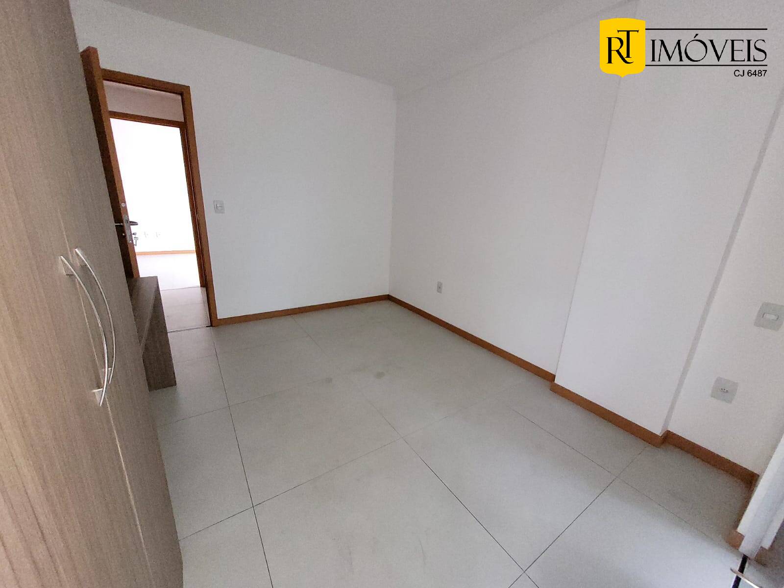 Apartamento à venda com 1 quarto, 45m² - Foto 17