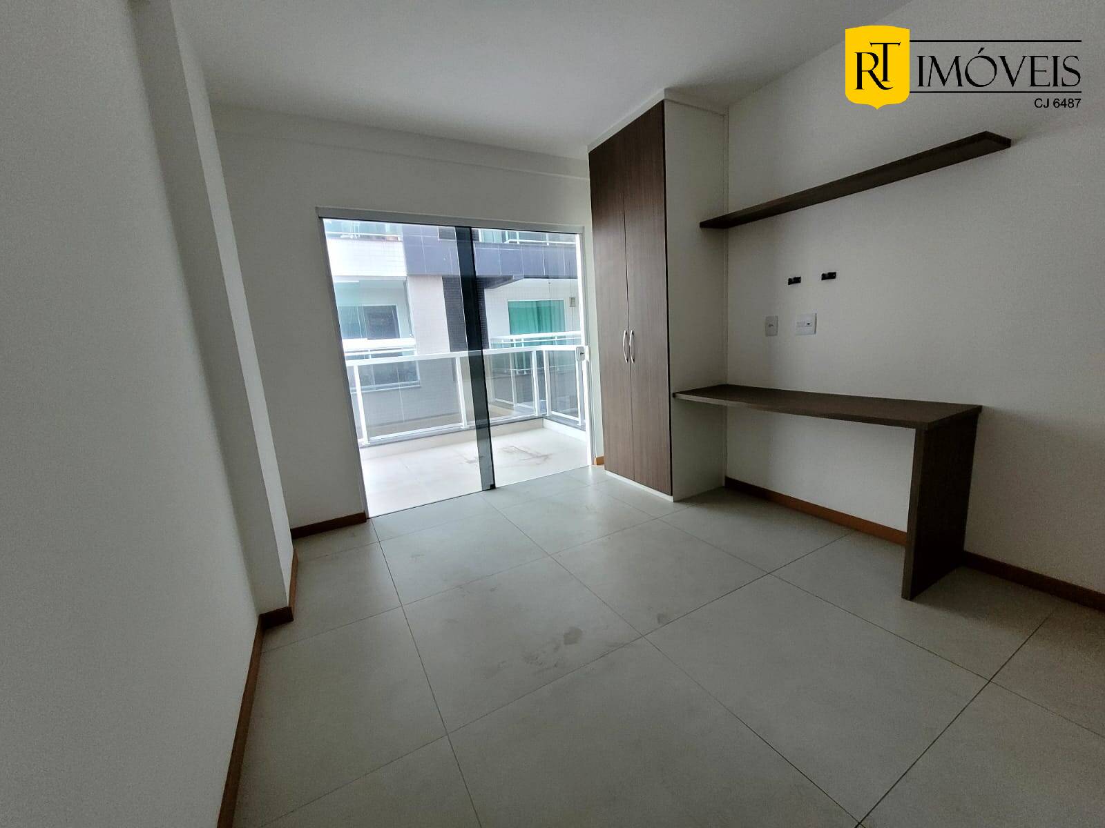 Apartamento à venda com 1 quarto, 45m² - Foto 7