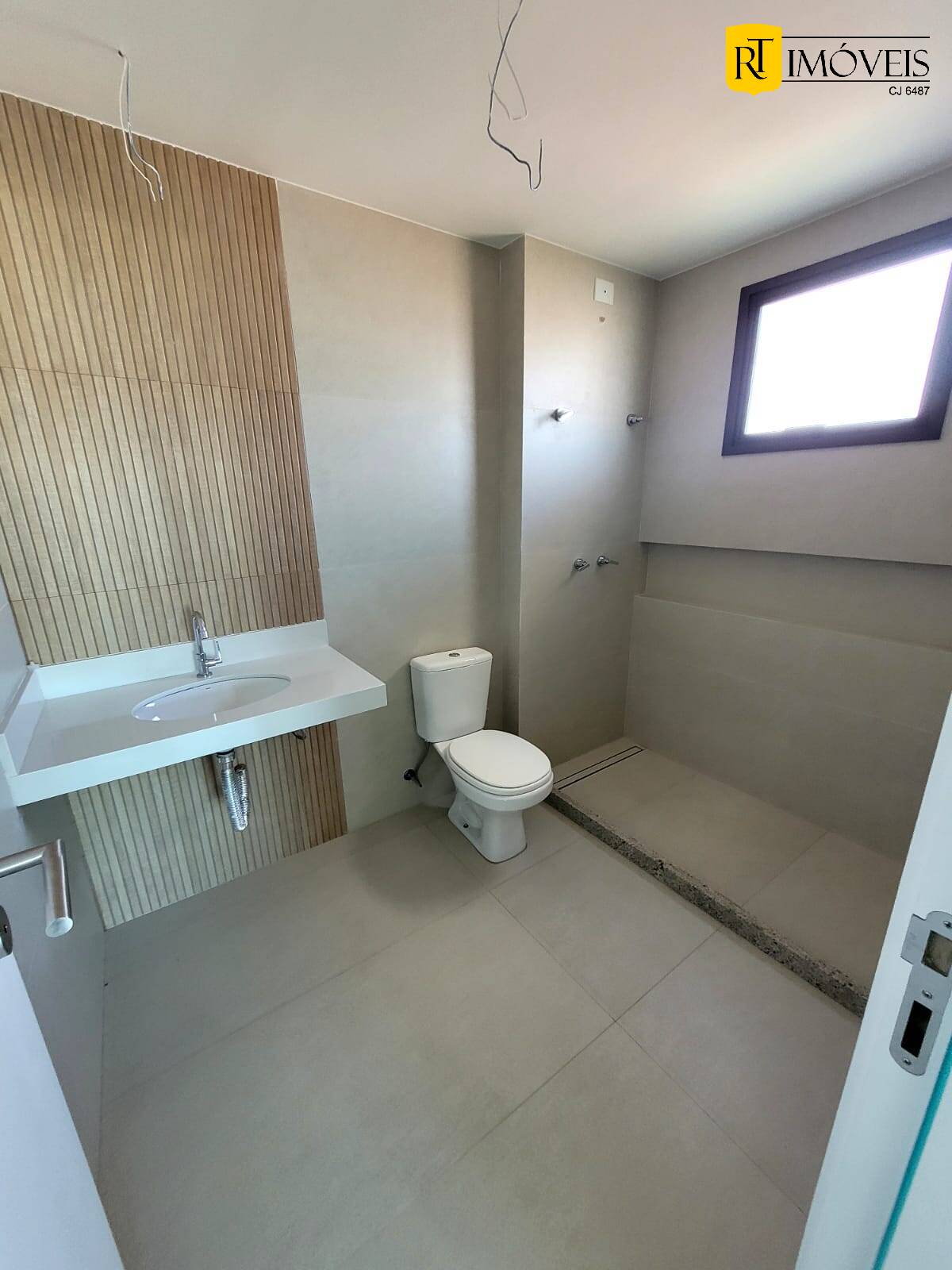 Cobertura à venda com 3 quartos, 200m² - Foto 21