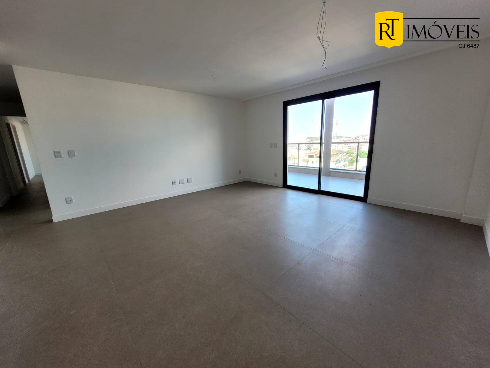 Cobertura à venda com 3 quartos, 200m² - Foto 10