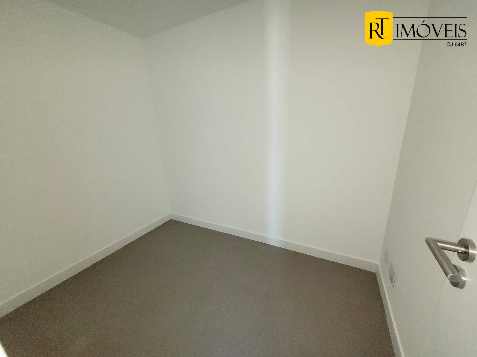 Cobertura à venda com 3 quartos, 200m² - Foto 25