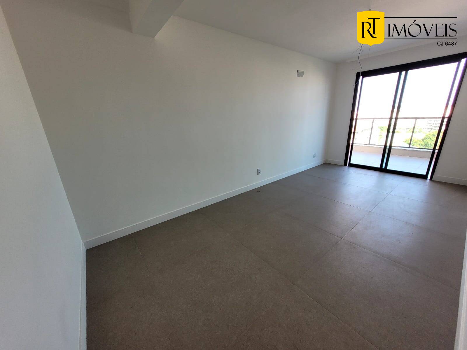 Cobertura à venda com 3 quartos, 200m² - Foto 31