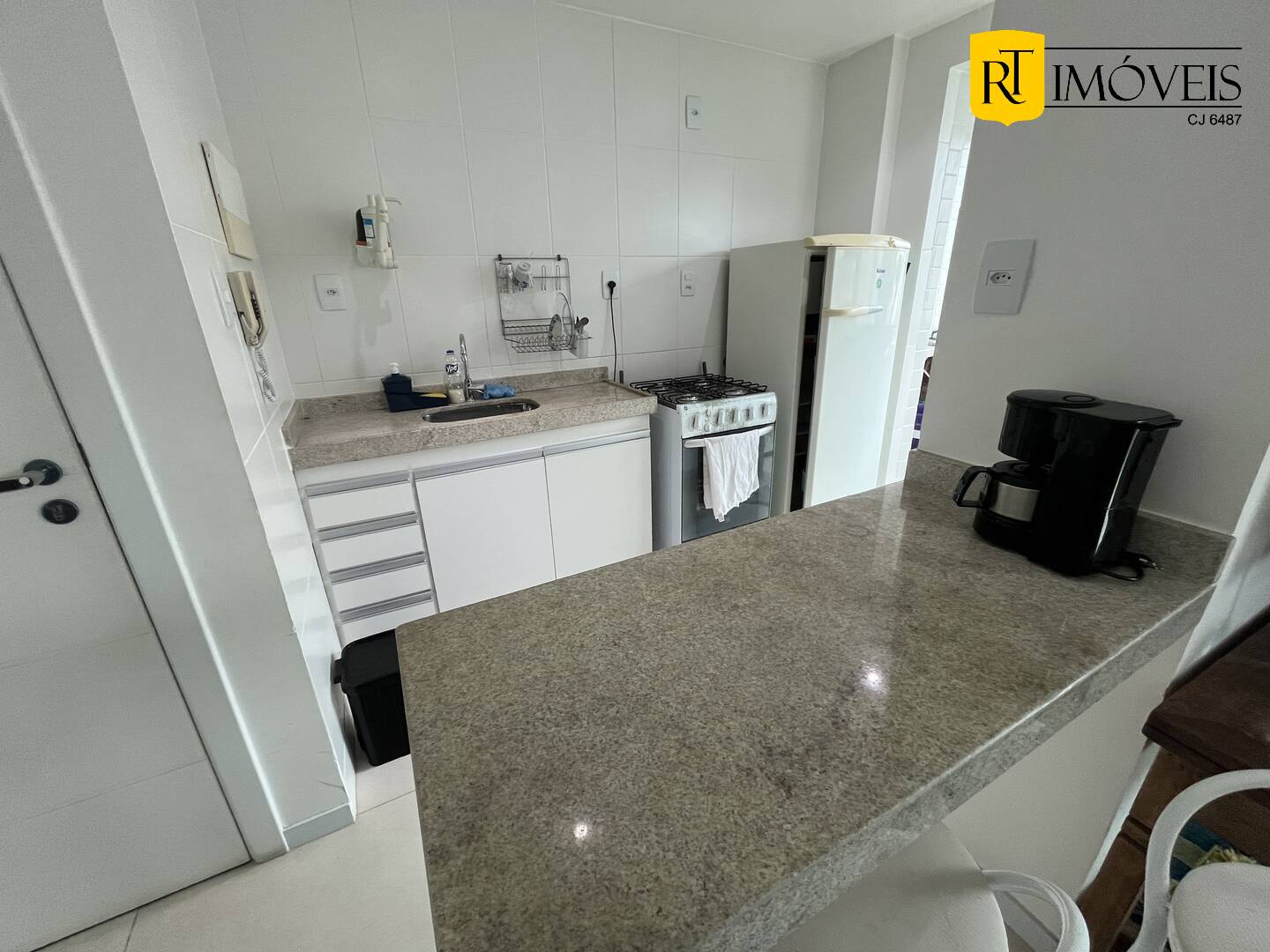 Apartamento à venda com 2 quartos, 85m² - Foto 6