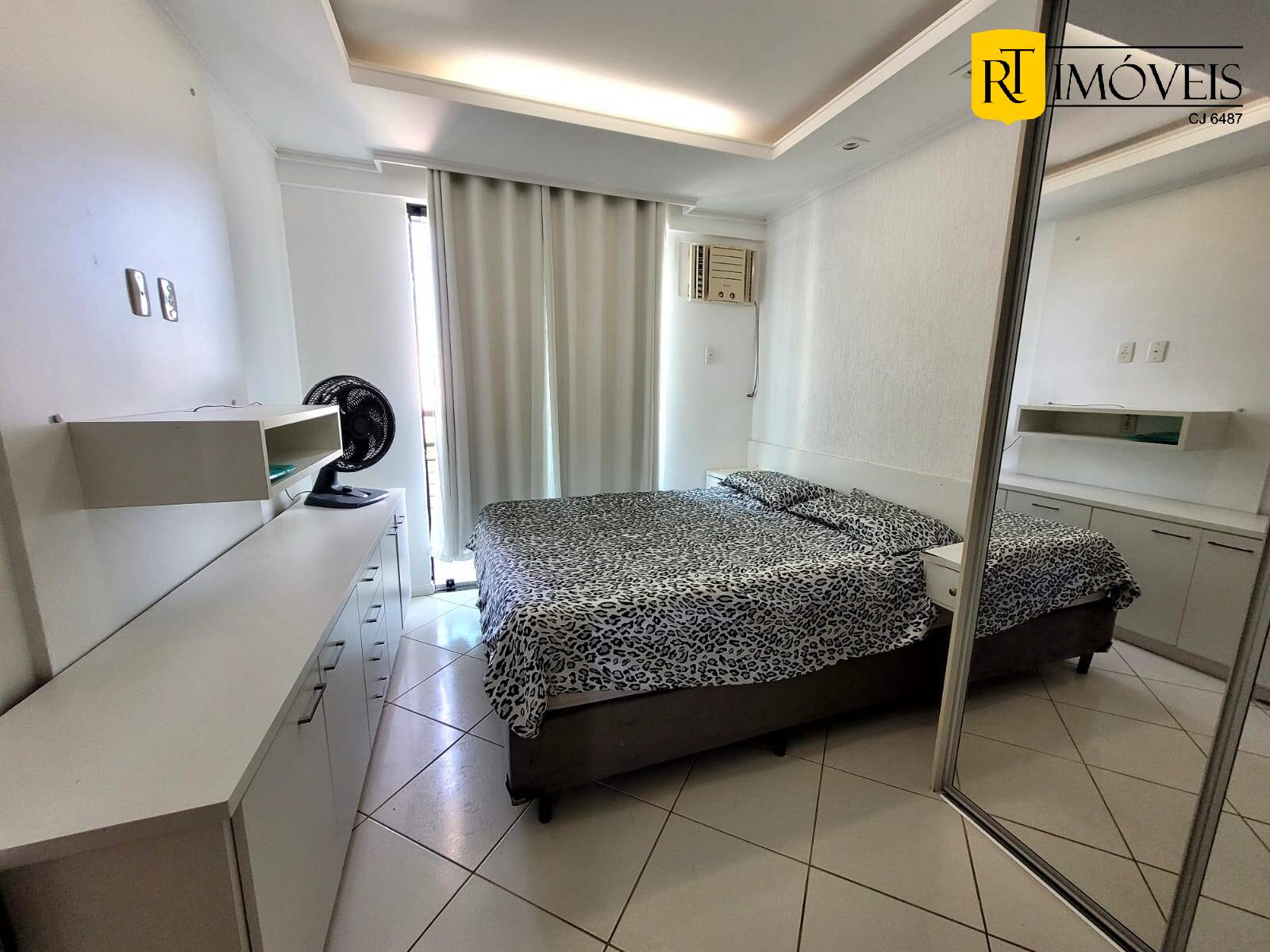 Apartamento à venda com 1 quarto, 55m² - Foto 8