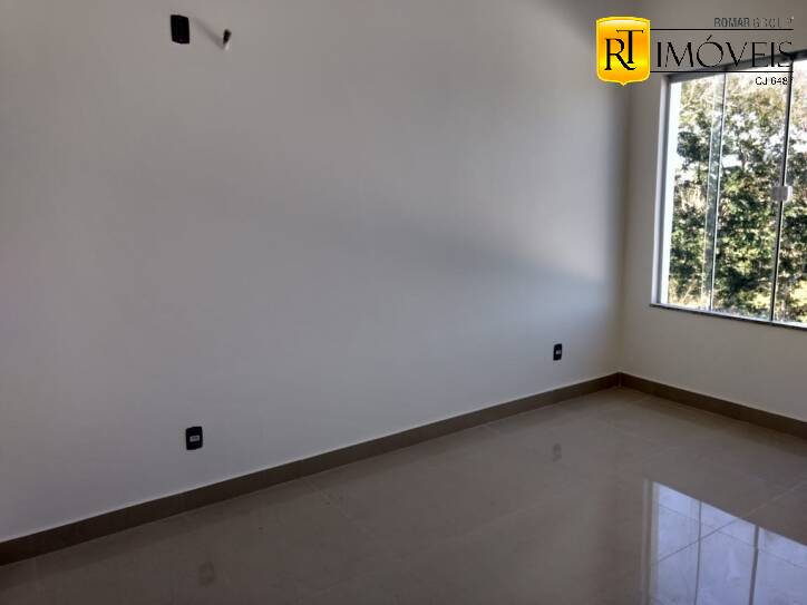 Casa à venda com 3 quartos, 102m² - Foto 11