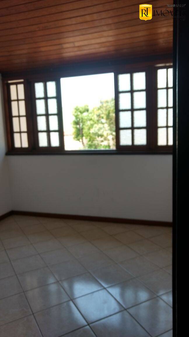 Casa à venda com 3 quartos, 90m² - Foto 21