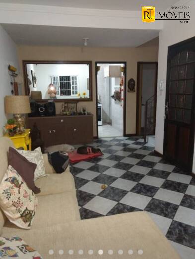 Casa à venda com 3 quartos, 90m² - Foto 2