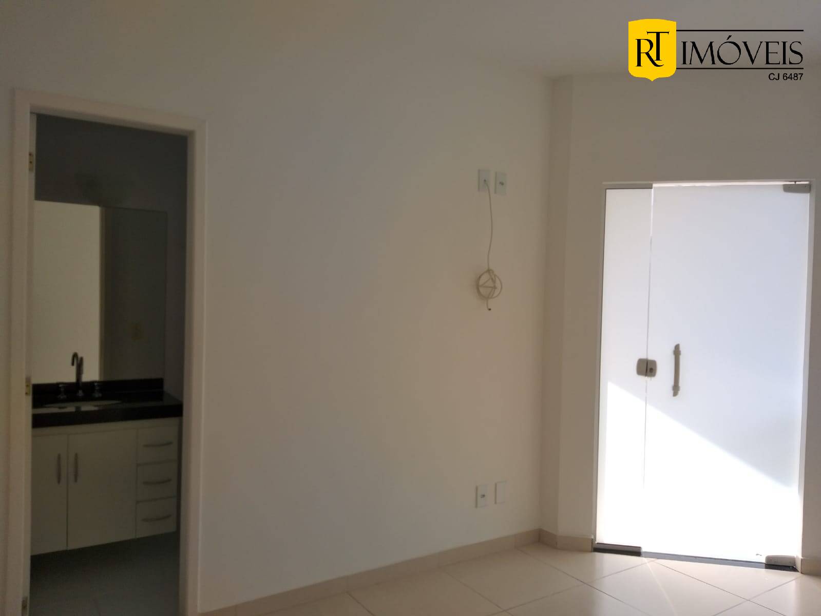 Casa à venda com 4 quartos, 131m² - Foto 39